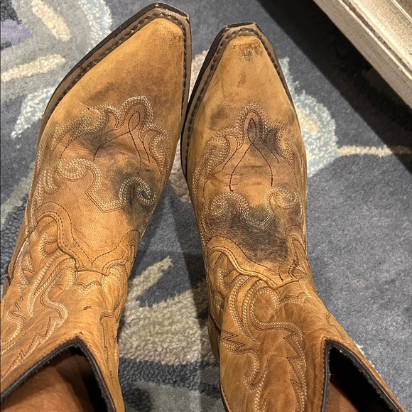 Laredo Tan Leather Cowboy Boots - Picture 4 of 10